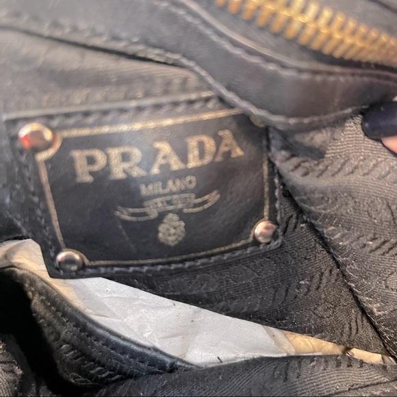 Prada large nylon satchel/ crossbody - Picture 4 of 6